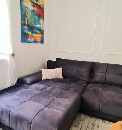 Tivoli Apartment *